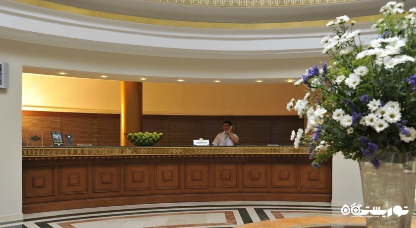 میز پذیرش هتل آمارا کلاب مارین